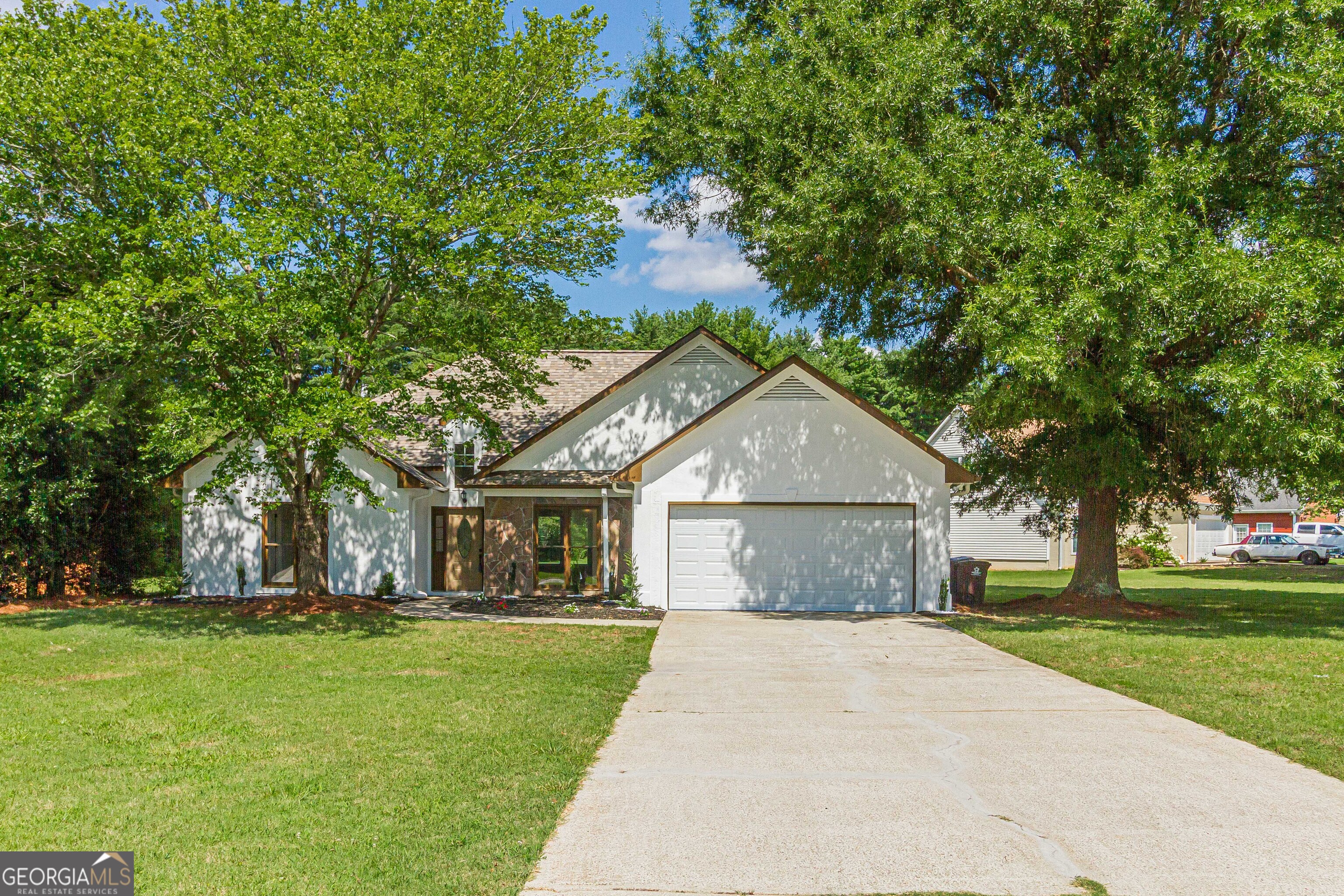 100 Winslow Court Property Photo 1