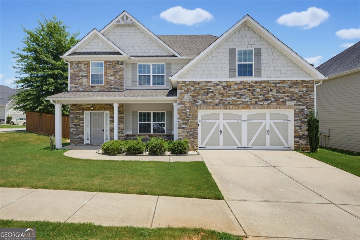 15 Hughston Walk Property Photo 1
