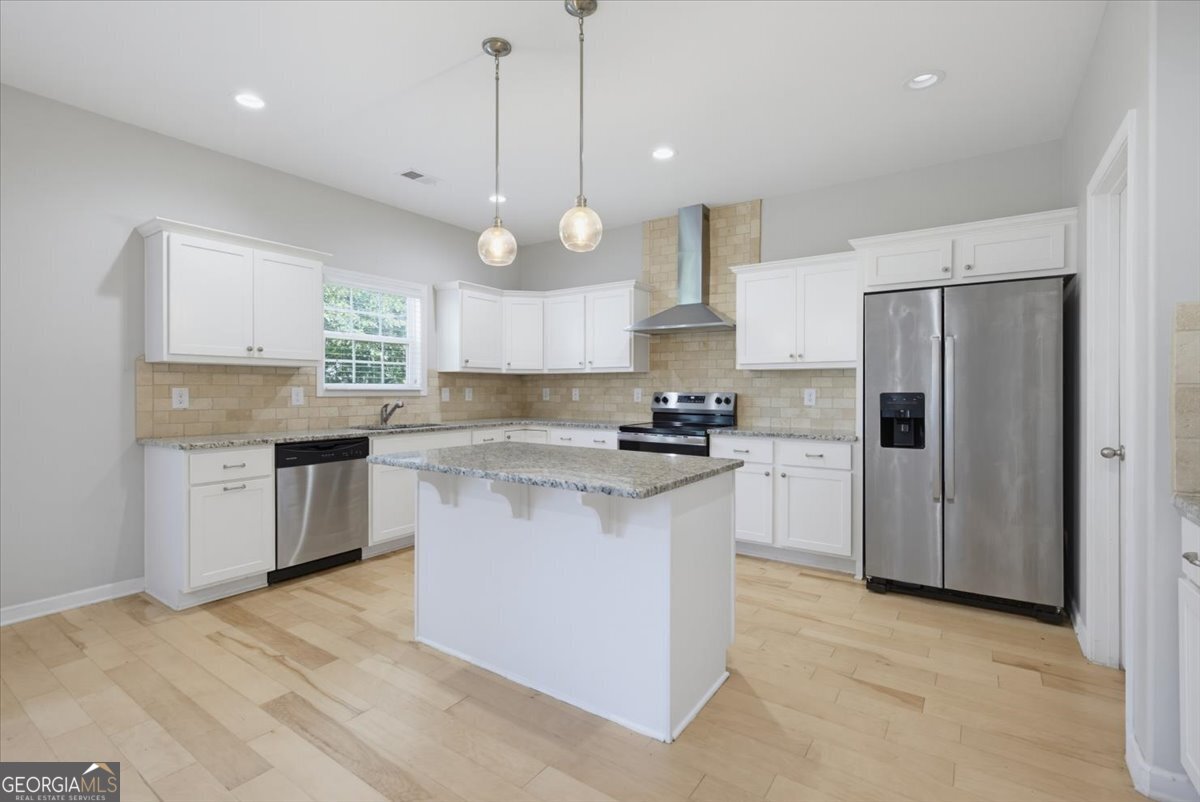 15 Hughston Walk Property Photo 13