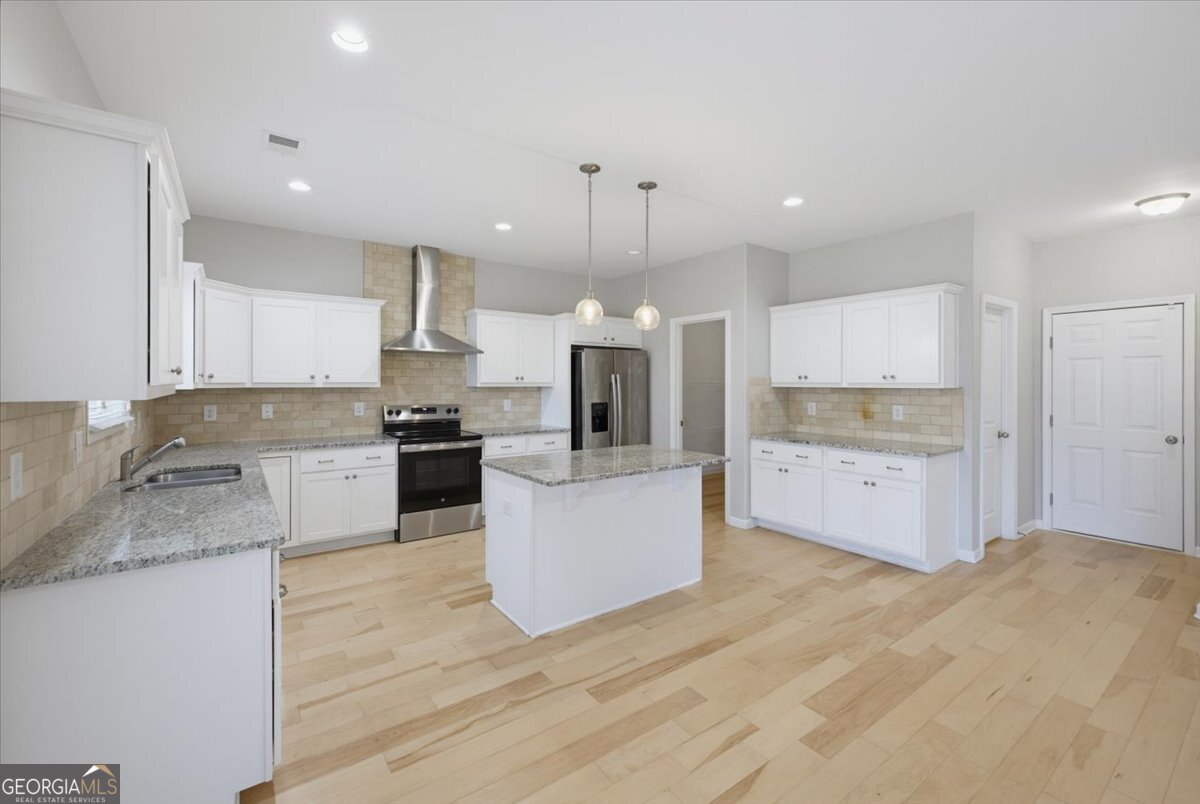 15 Hughston Walk Property Photo 16
