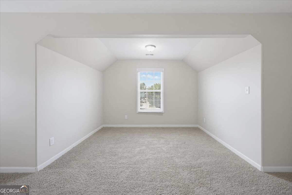 15 Hughston Walk Property Photo 24