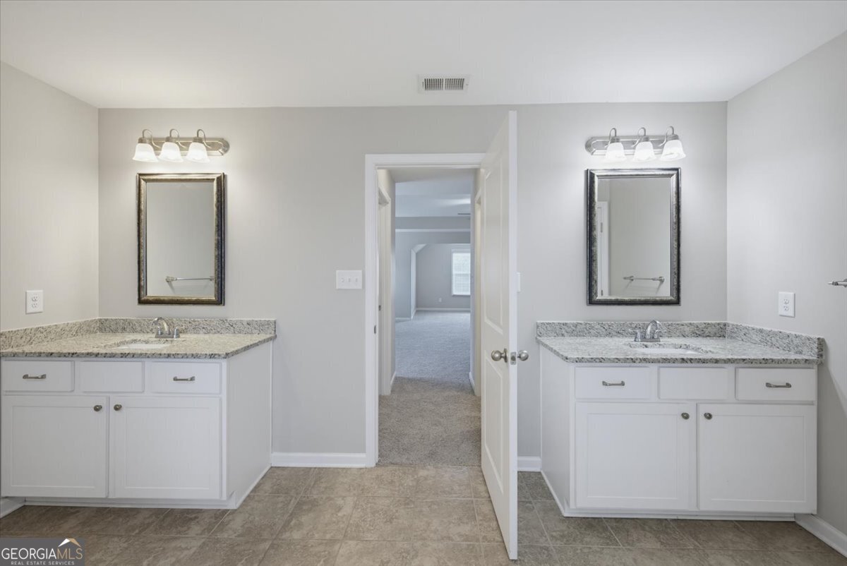 15 Hughston Walk Property Photo 30