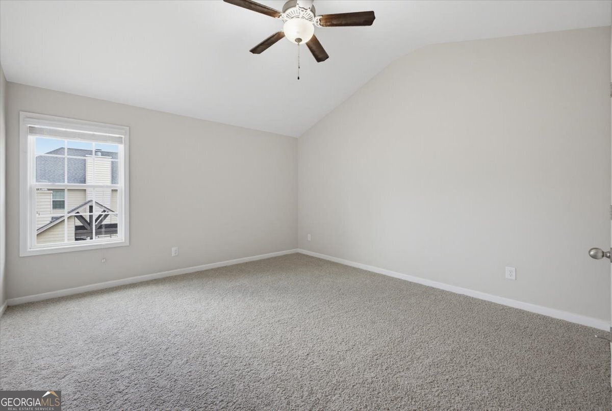 15 Hughston Walk Property Photo 31
