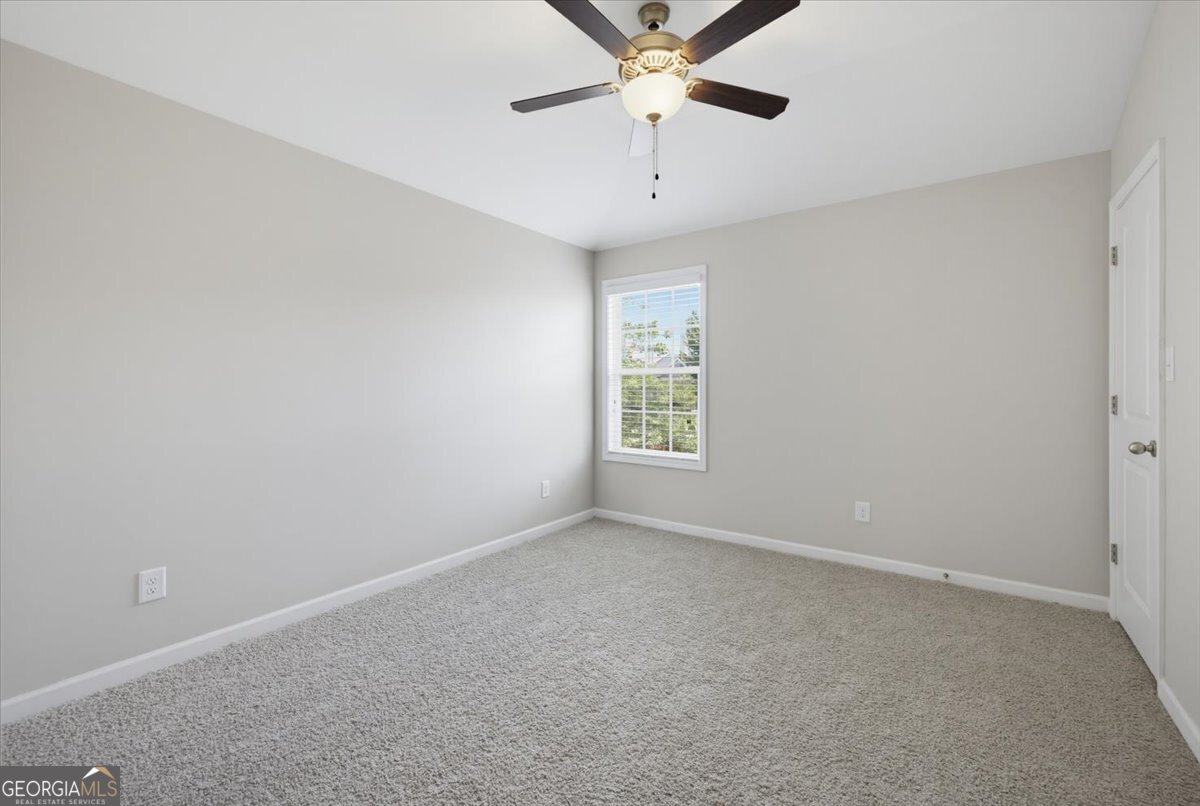 15 Hughston Walk Property Photo 34