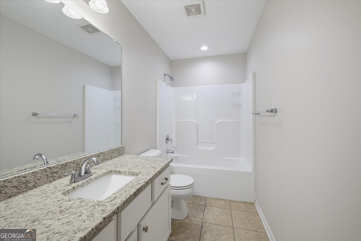 15 Hughston Walk Property Photo 35