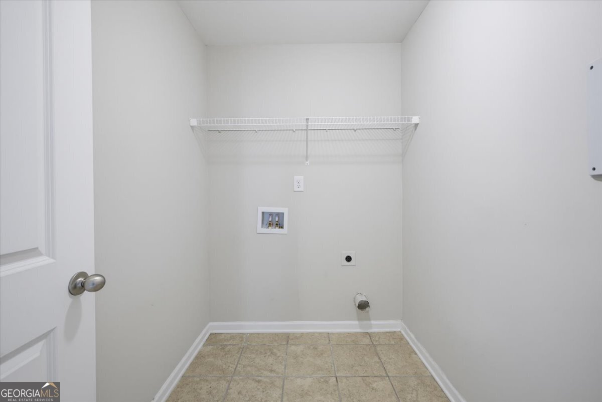 15 Hughston Walk Property Photo 36