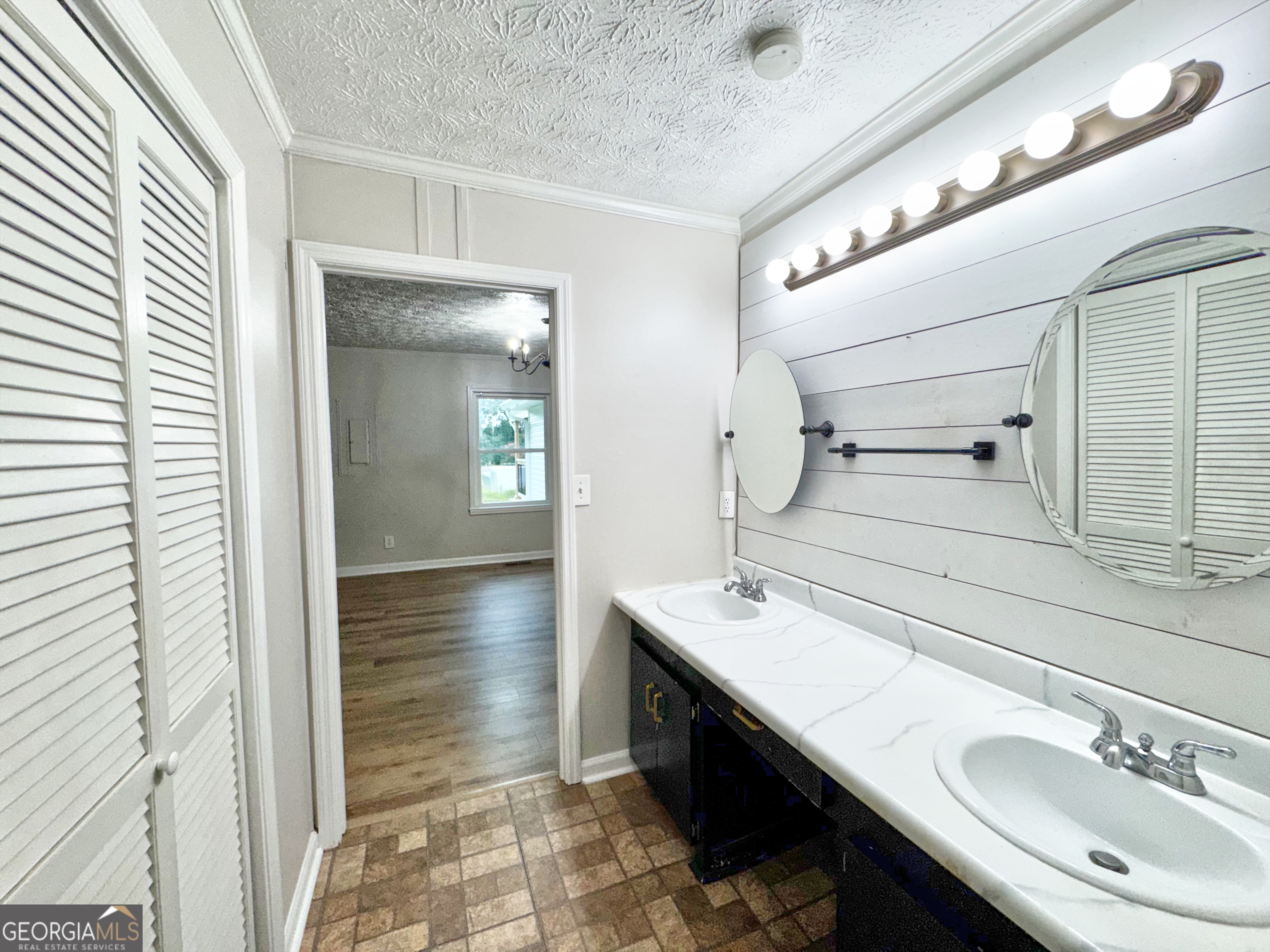 5 Lake Drive Property Photo 13