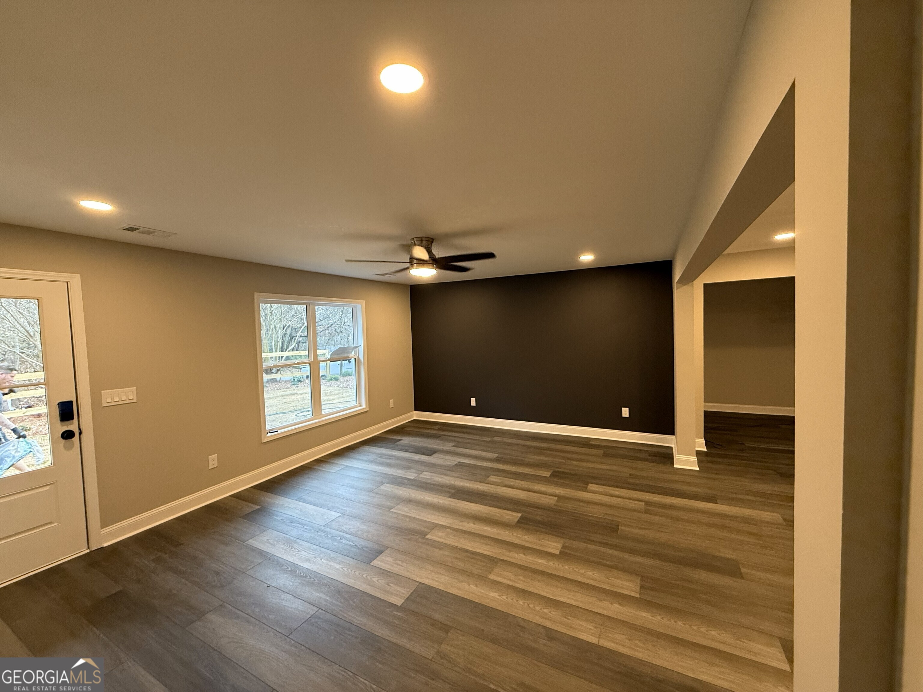 7167 Brown Bridge Road Property Photo 3
