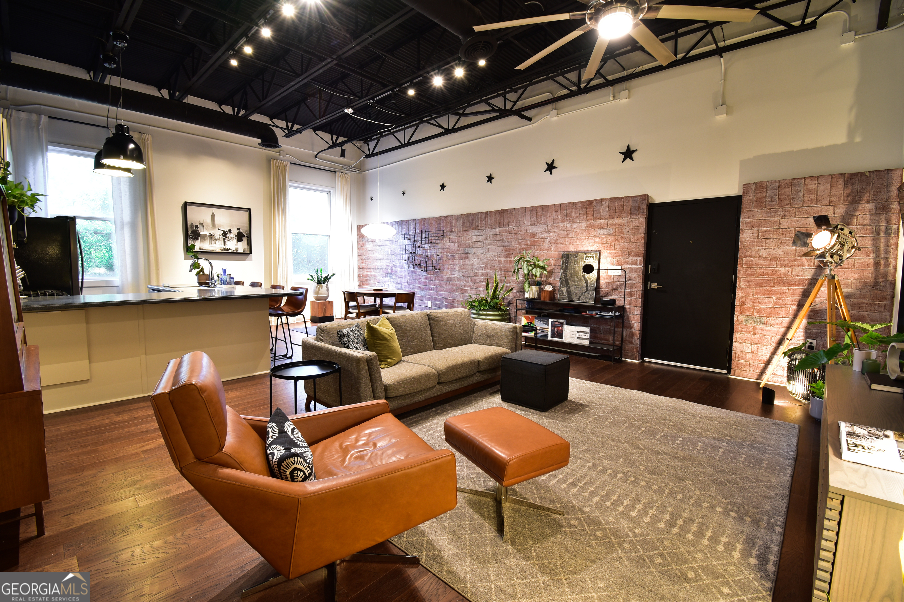 5097 Peachtree Road # C