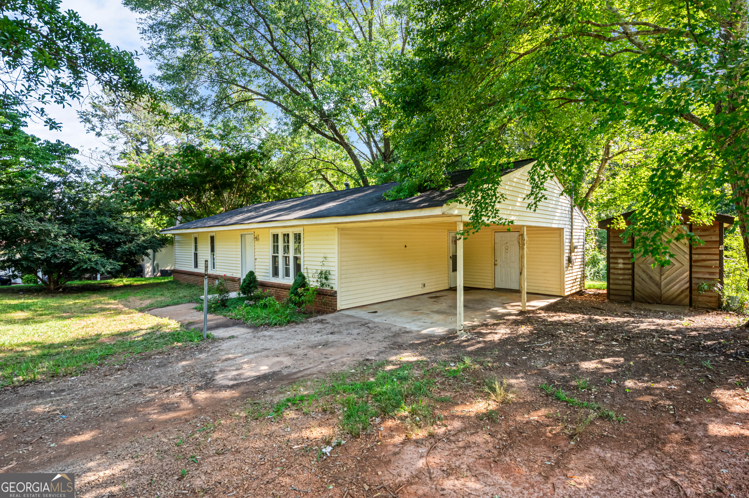 156 Crestwood Drive Property Photo 1