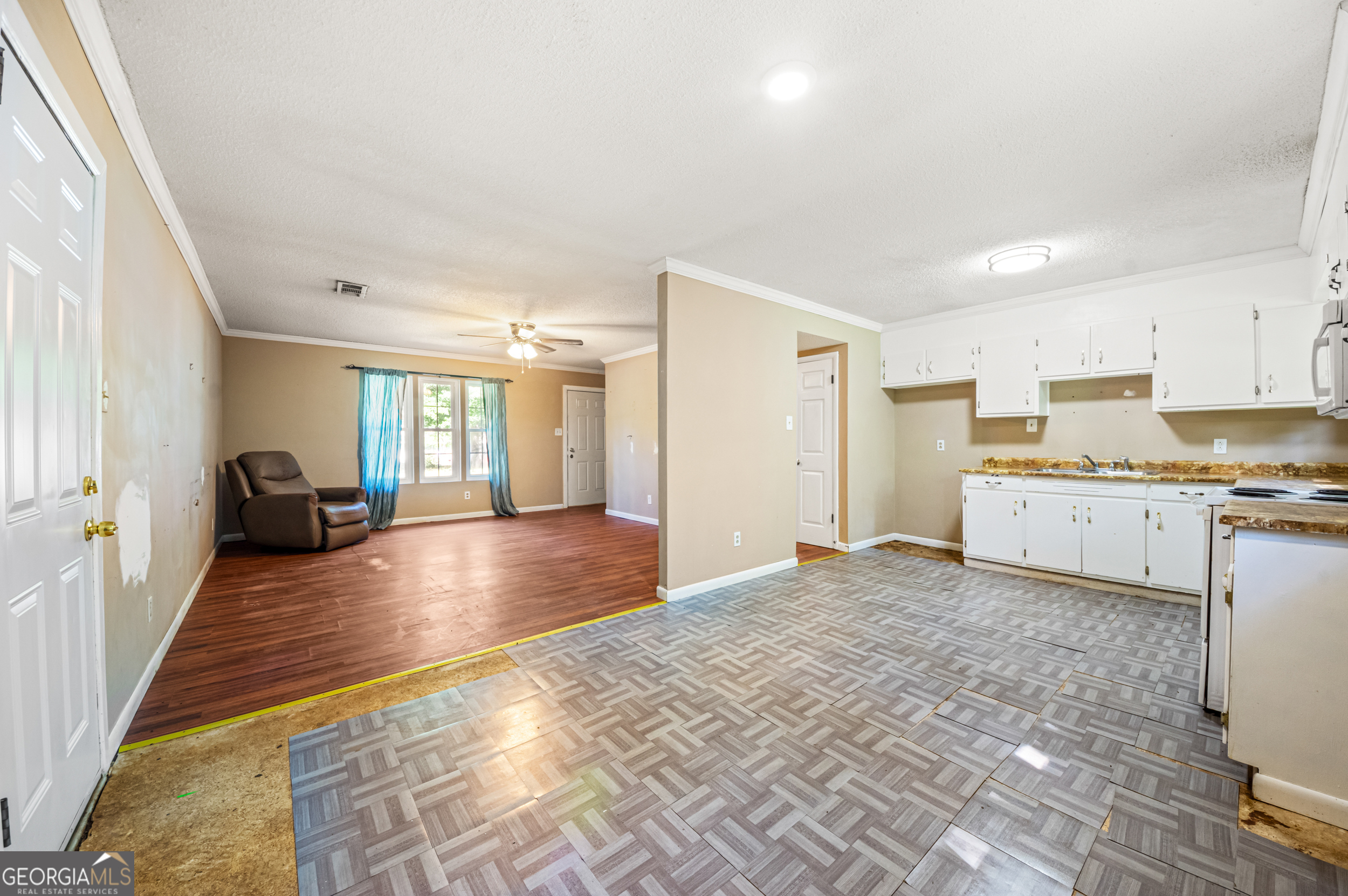 156 Crestwood Drive Property Photo 22