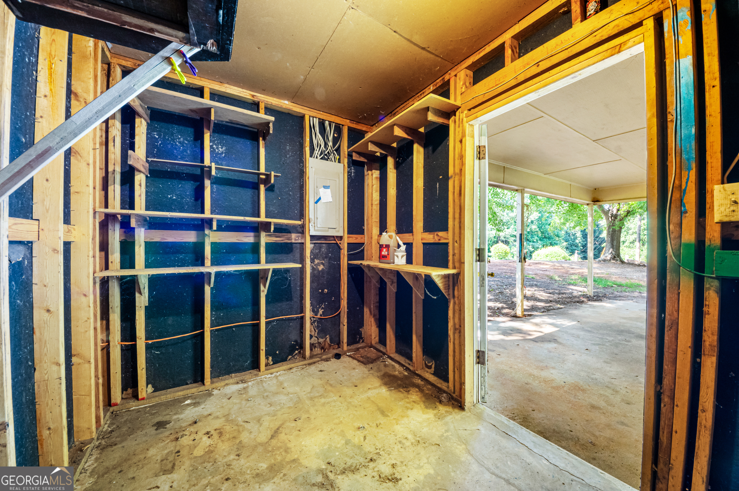 156 Crestwood Drive Property Photo 24