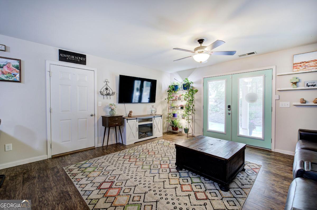 149 Dabbs Bridge Road Property Photo 4
