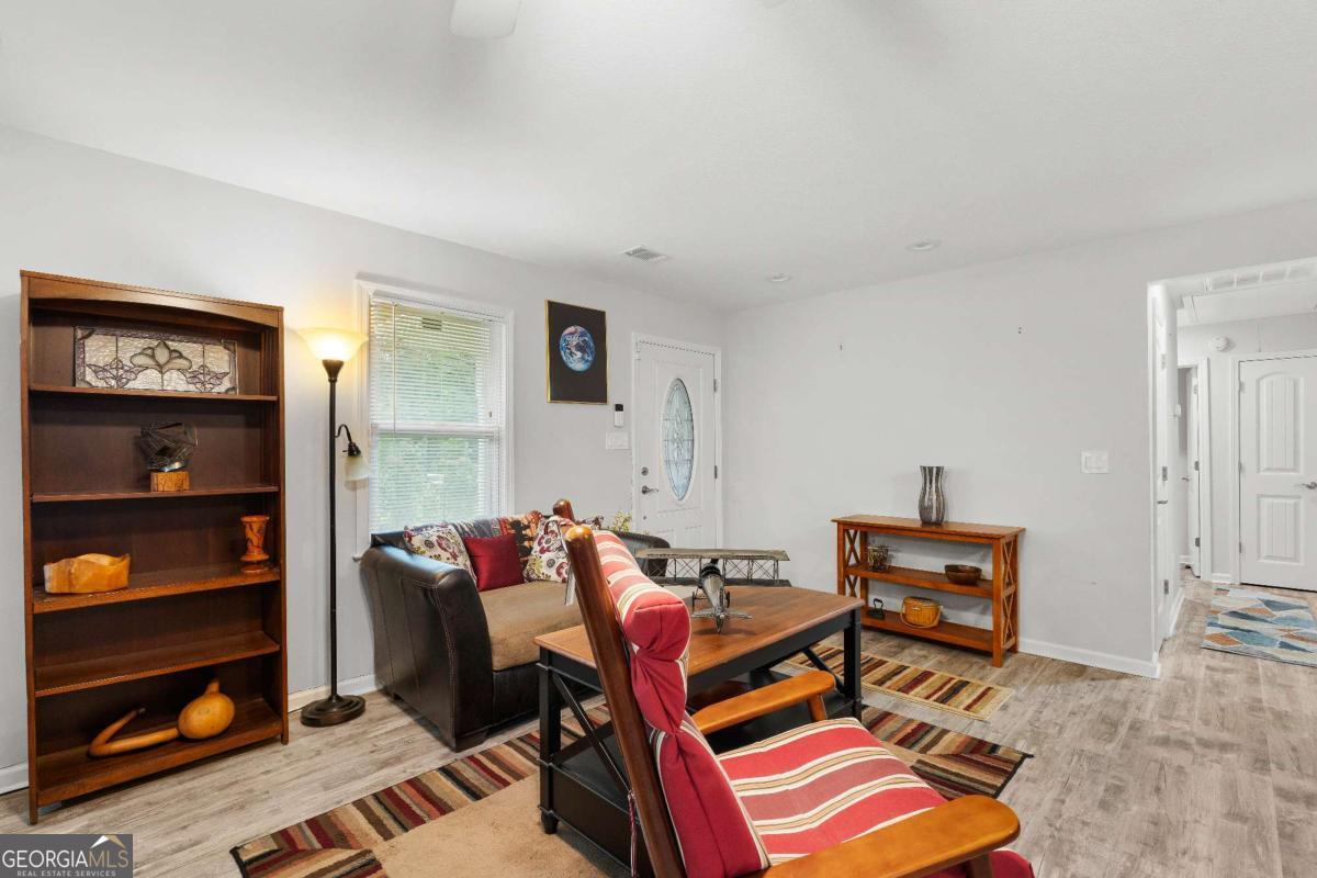 5528 Garrard Avenue Property Photo 10