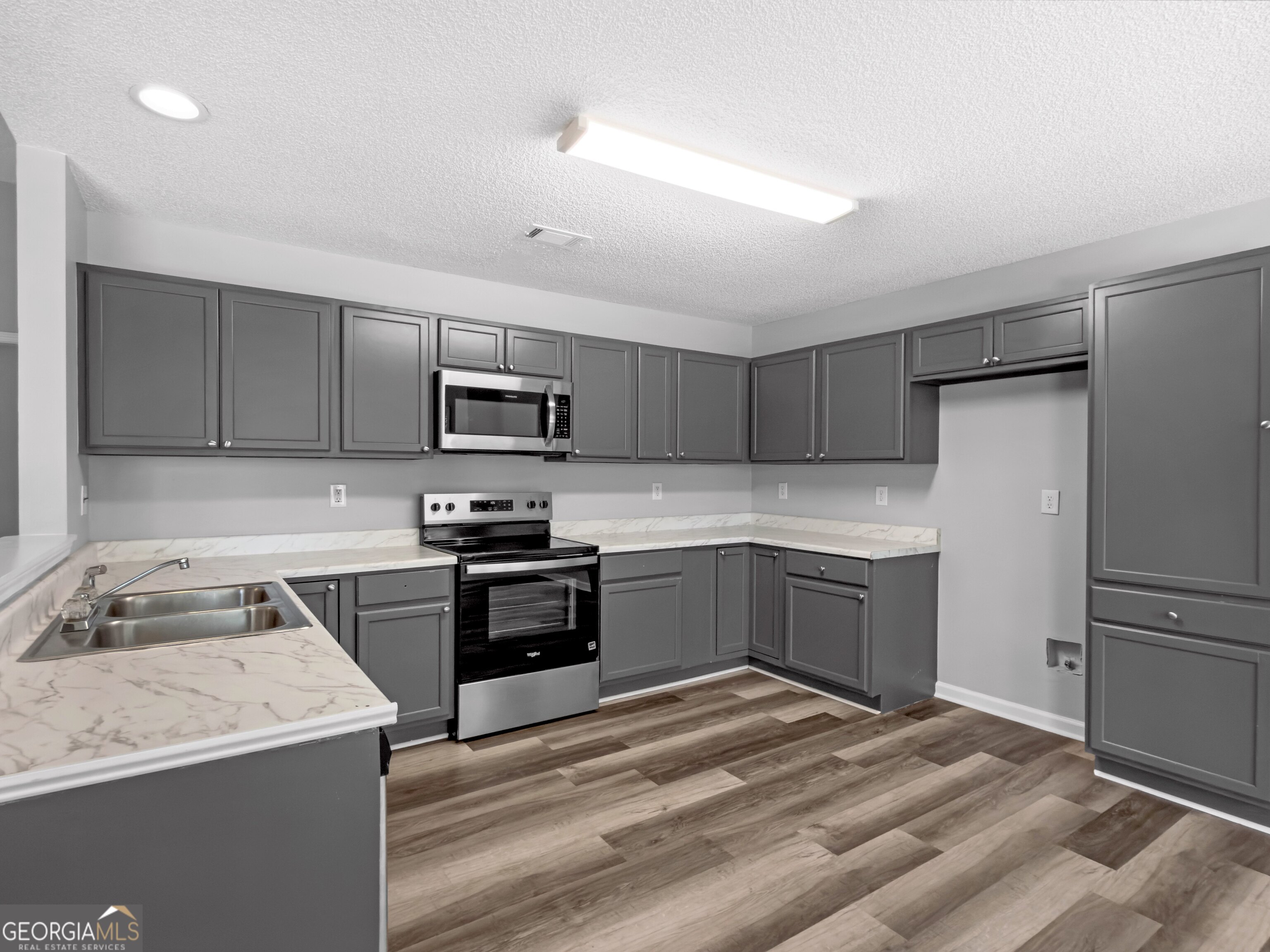 309 Dylan Way Property Photo 10