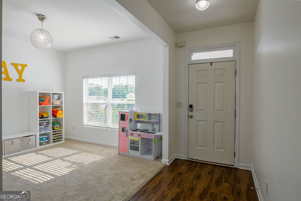 1428 Cragston Drive Property Photo 6