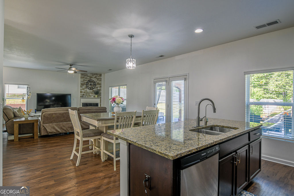 1428 Cragston Drive Property Photo 16