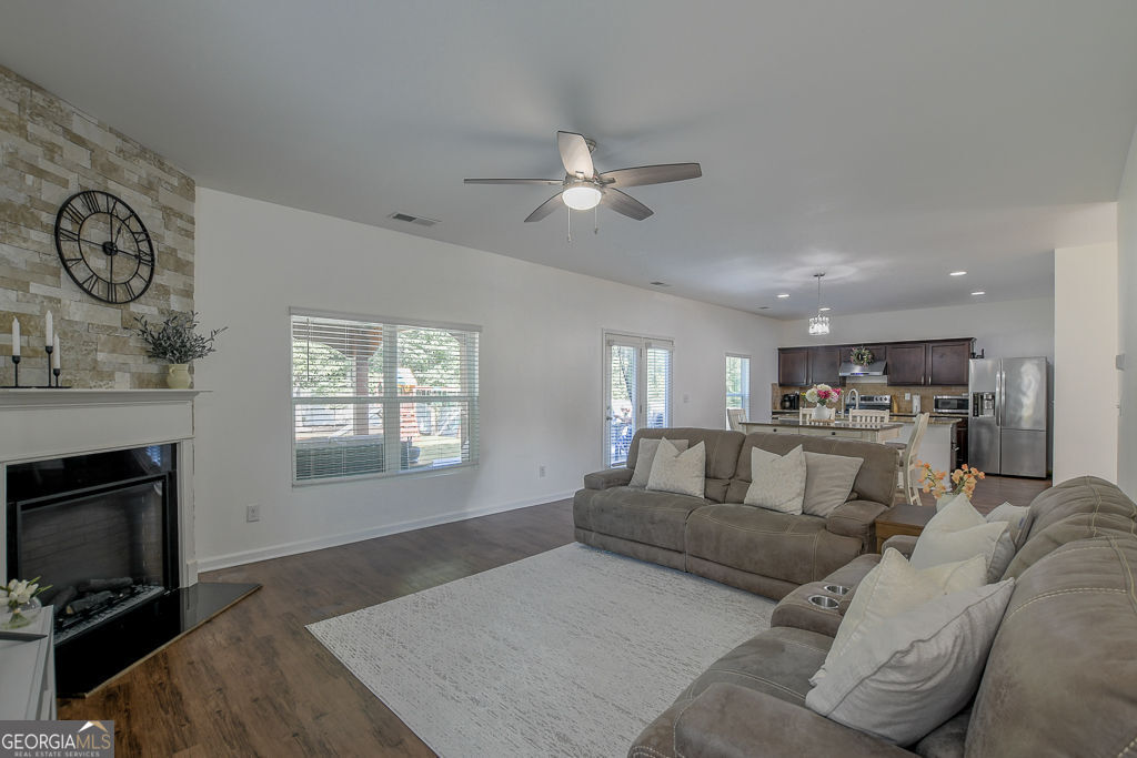 1428 Cragston Drive Property Photo 22