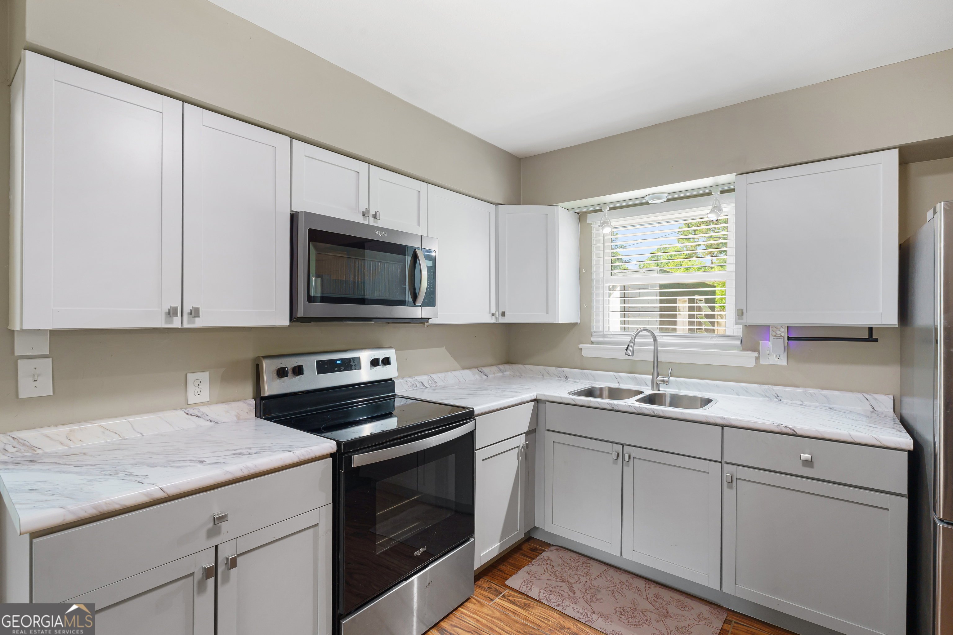 17 Regent Drive Property Photo 8