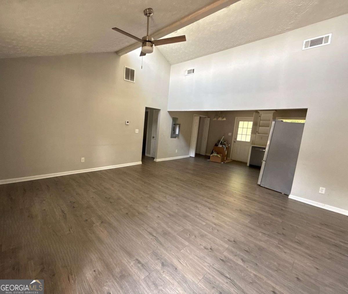 160 Ashmore Drive Property Photo 2