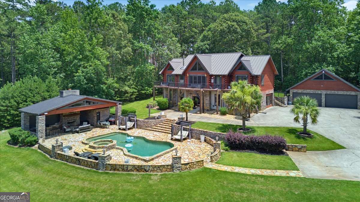 4095 E Highway 166