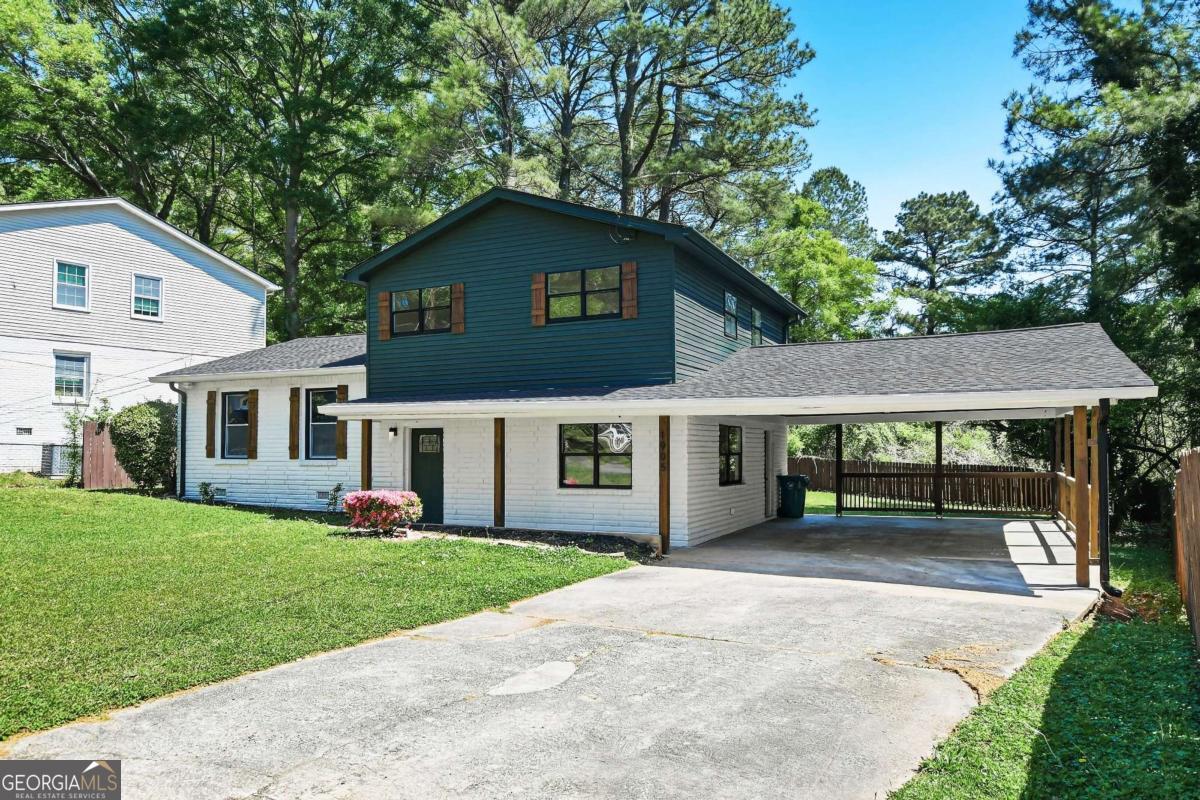 1905 Rollingwood Drive Se Property Photo 1