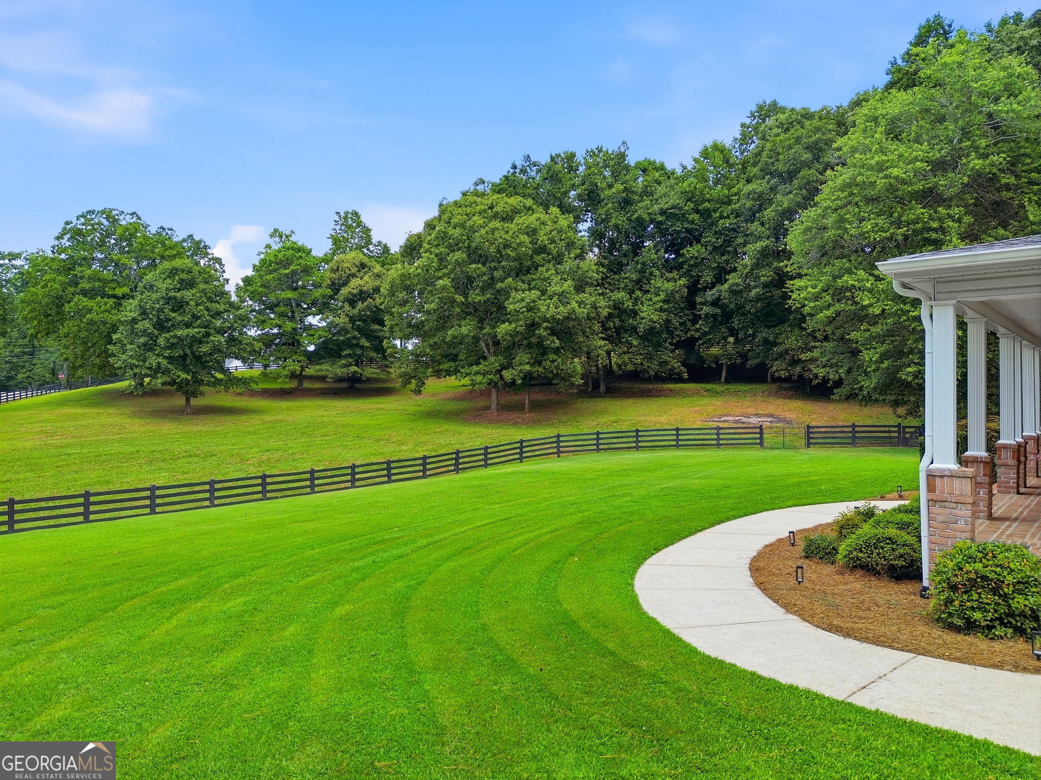 135 Amy Lane Property Photo 12