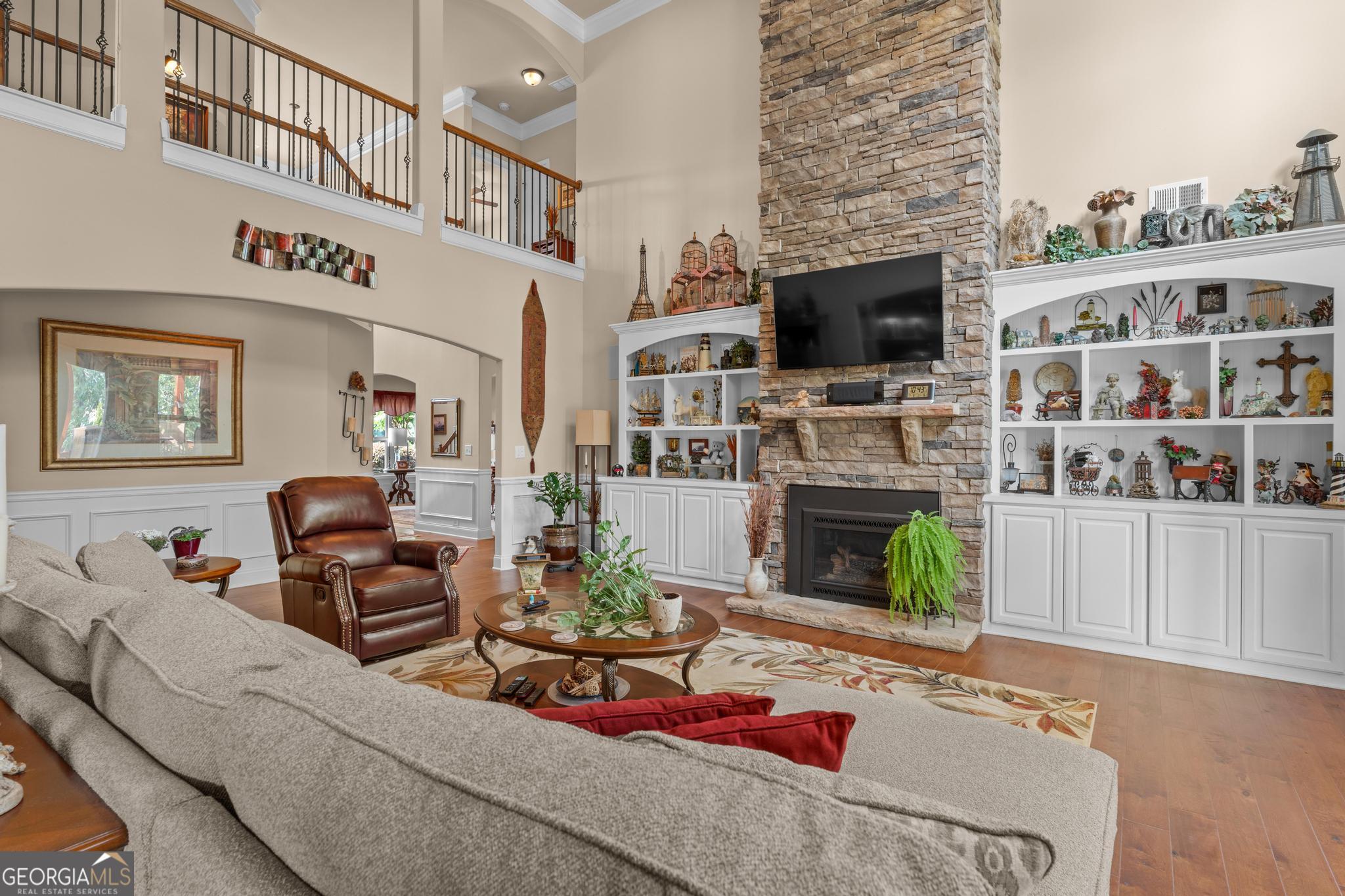 9046 Dawes Crossing Property Photo 9