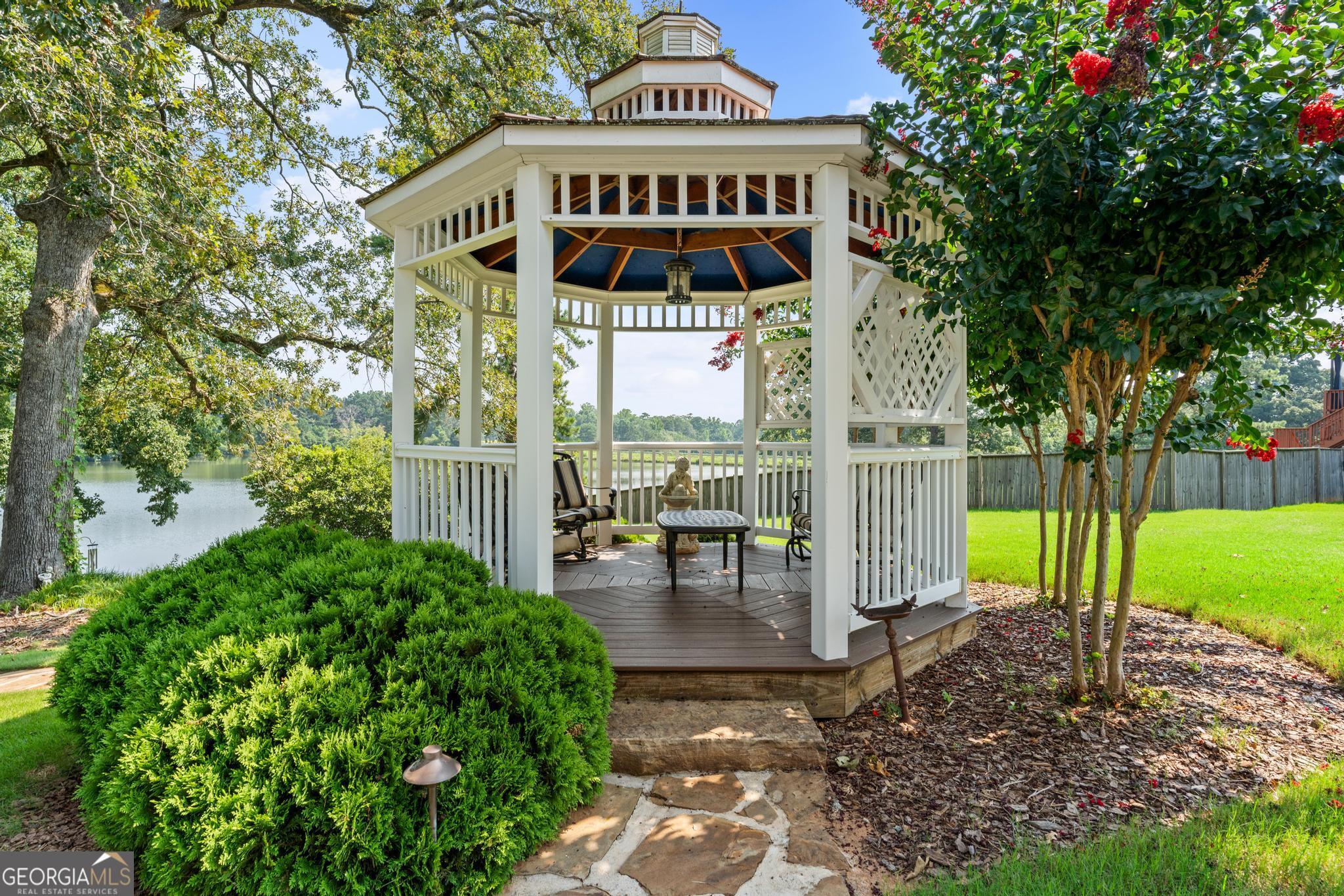 9046 Dawes Crossing Property Photo 43