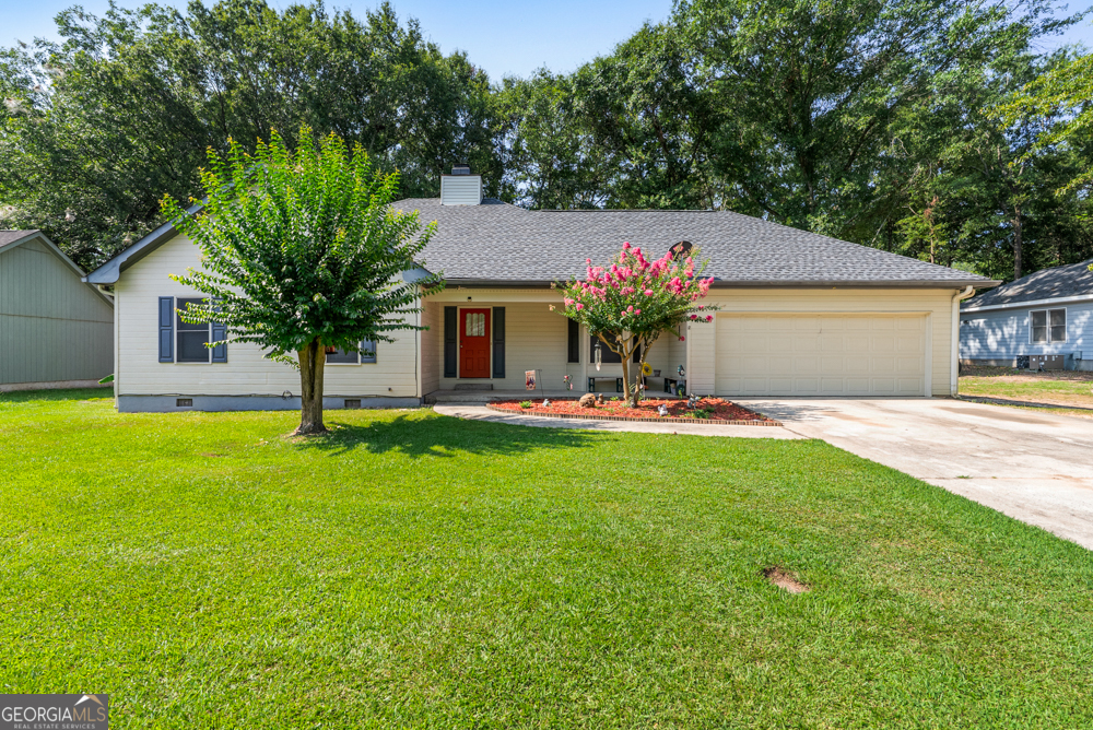 107 Shane Circle Property Photo 1