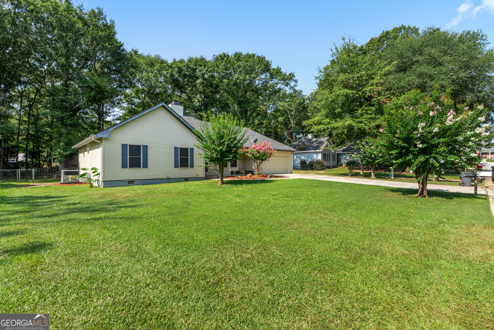 107 Shane Circle Property Photo 3