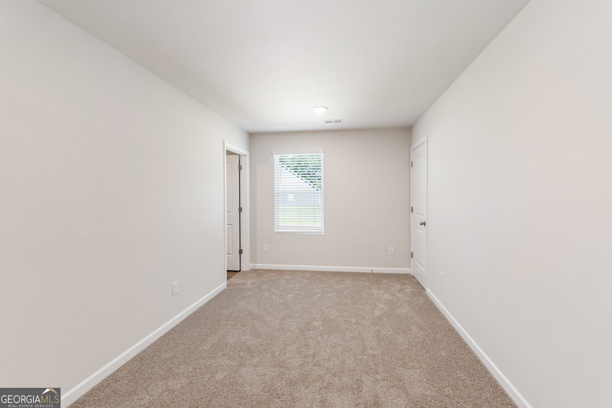 300 Hudson Court Property Photo 19