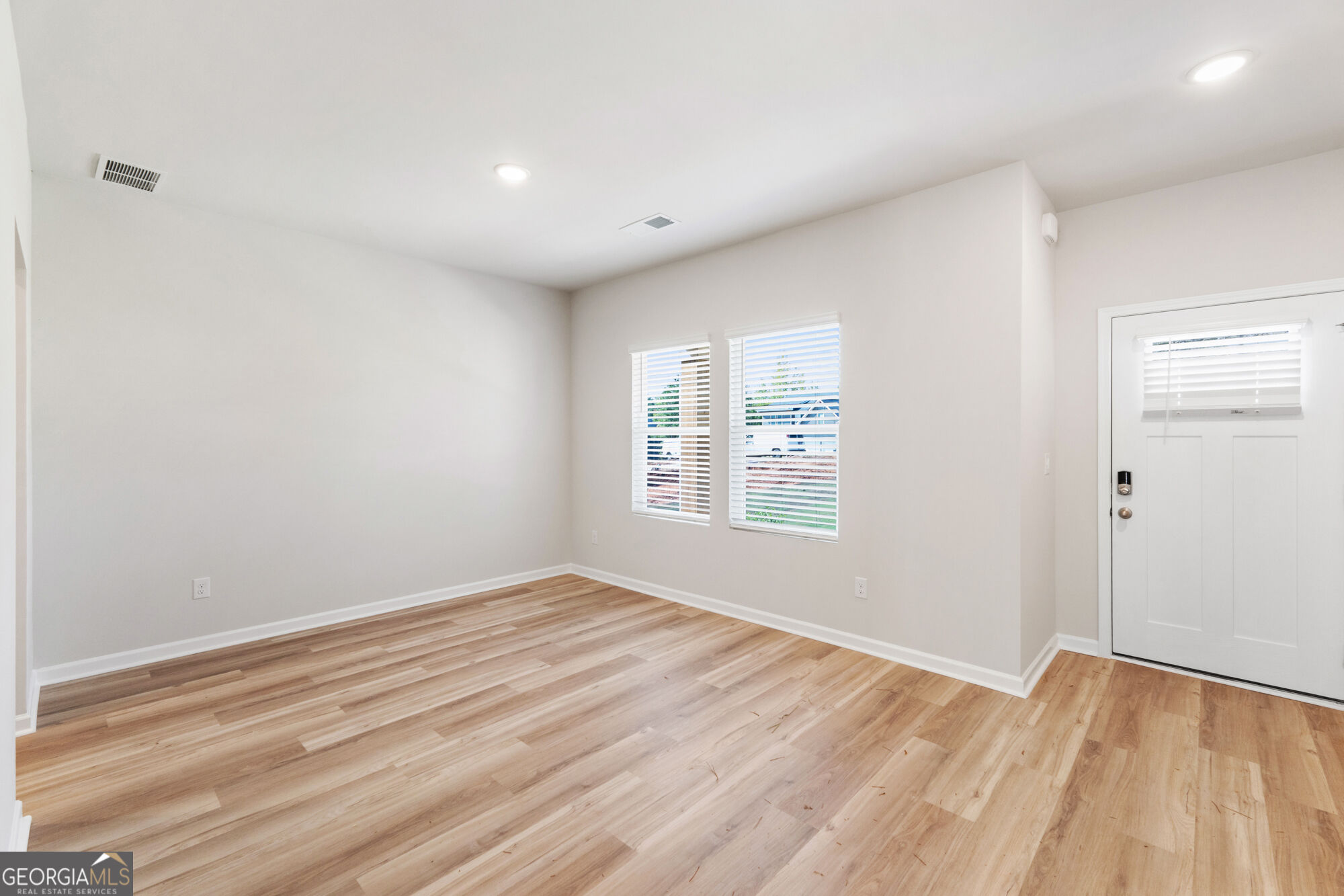 300 Hudson Court Property Photo 22