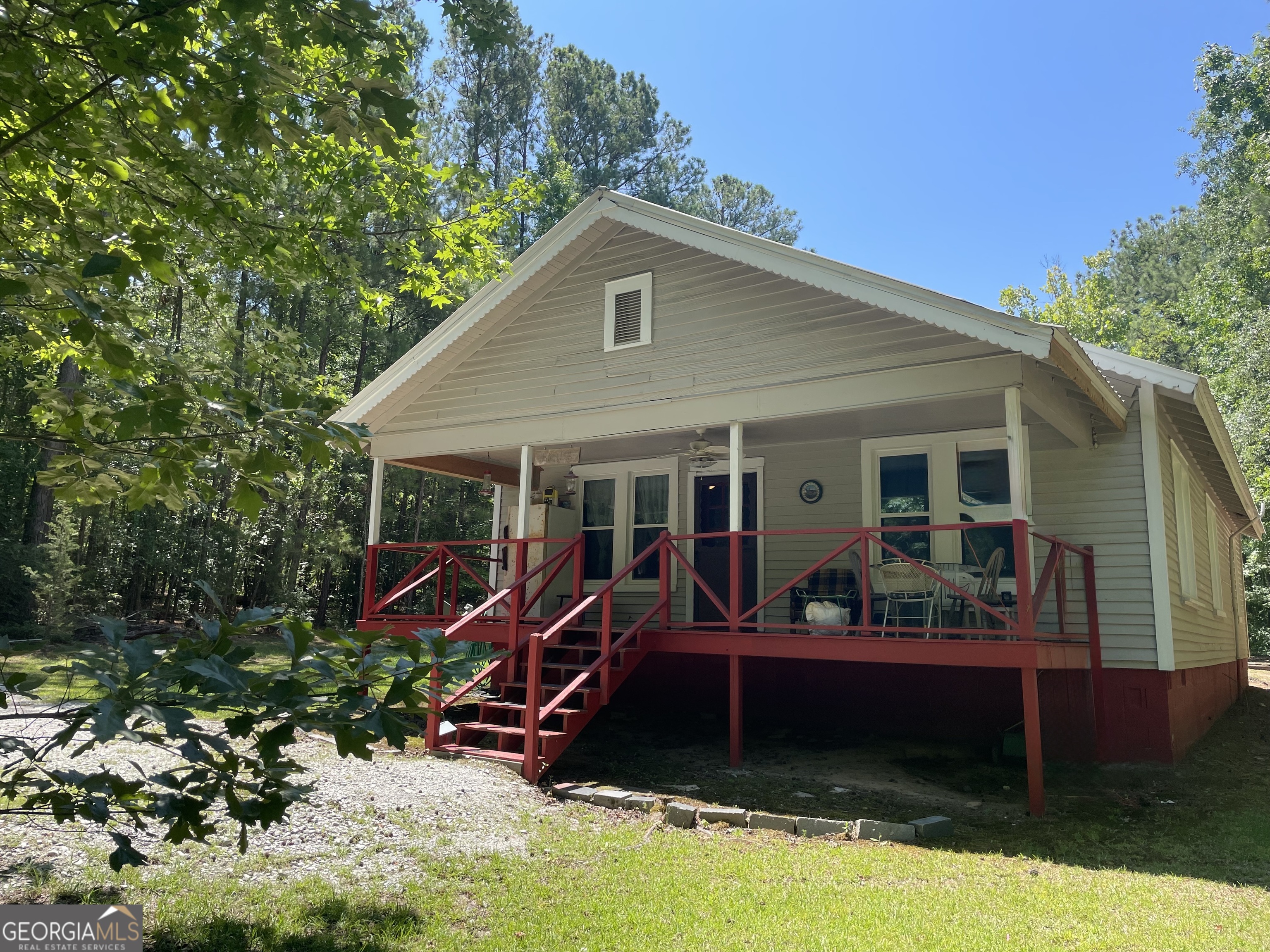 1190 Shore Drive Property Photo 3