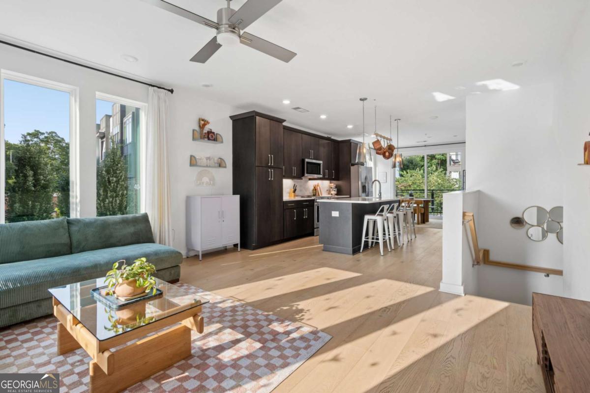 403 Pratt Drive SE # 1001 Property Photo 1
