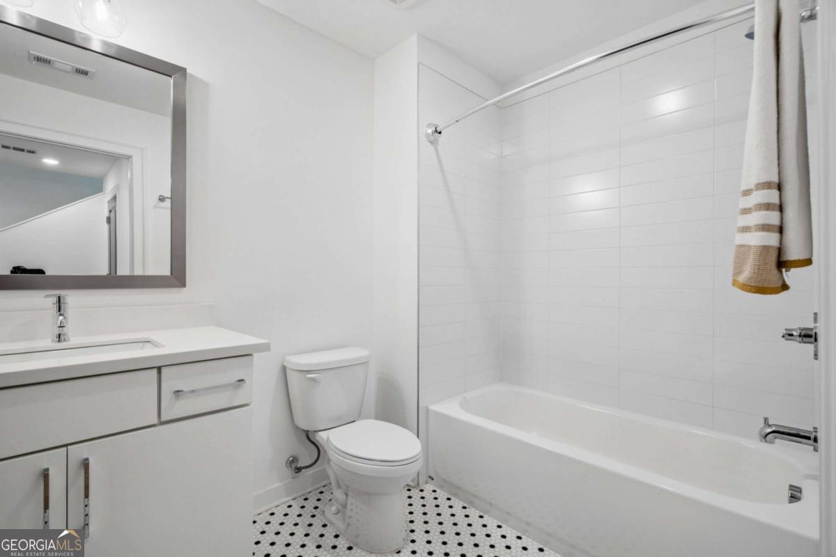 403 Pratt Drive Se # 1001 Property Photo 24