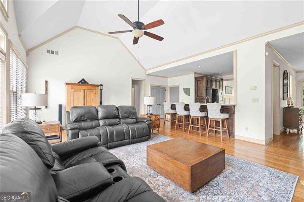 2469 St Martin Way Property Photo 14