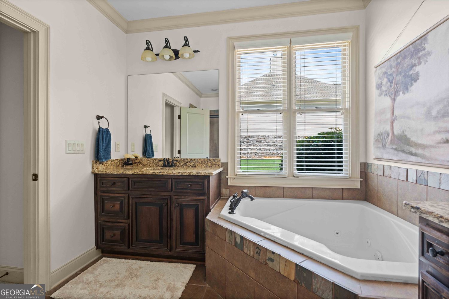 2469 St Martin Way Property Photo 33