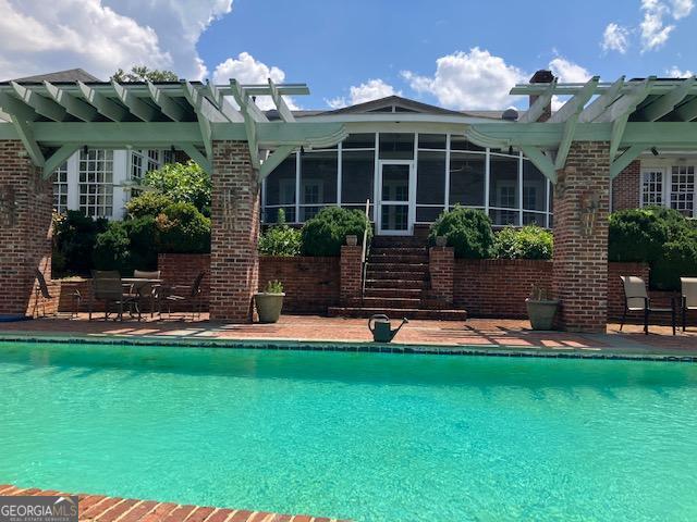 651 Brook Circle Property Photo 4