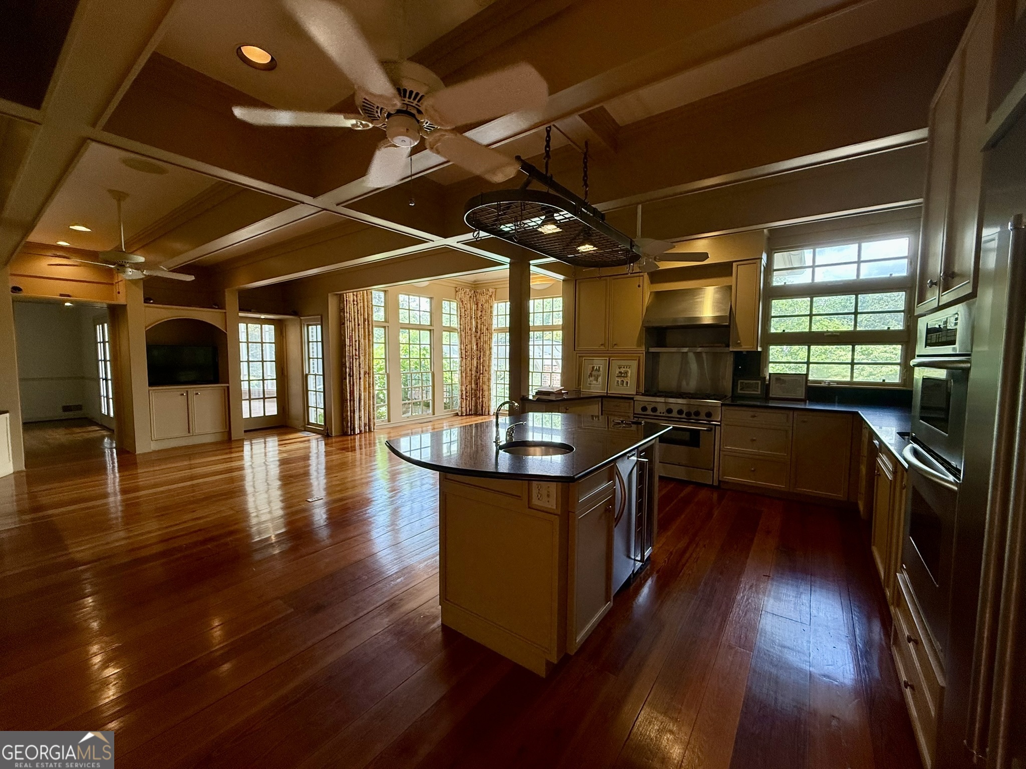 651 Brook Circle Property Photo 12