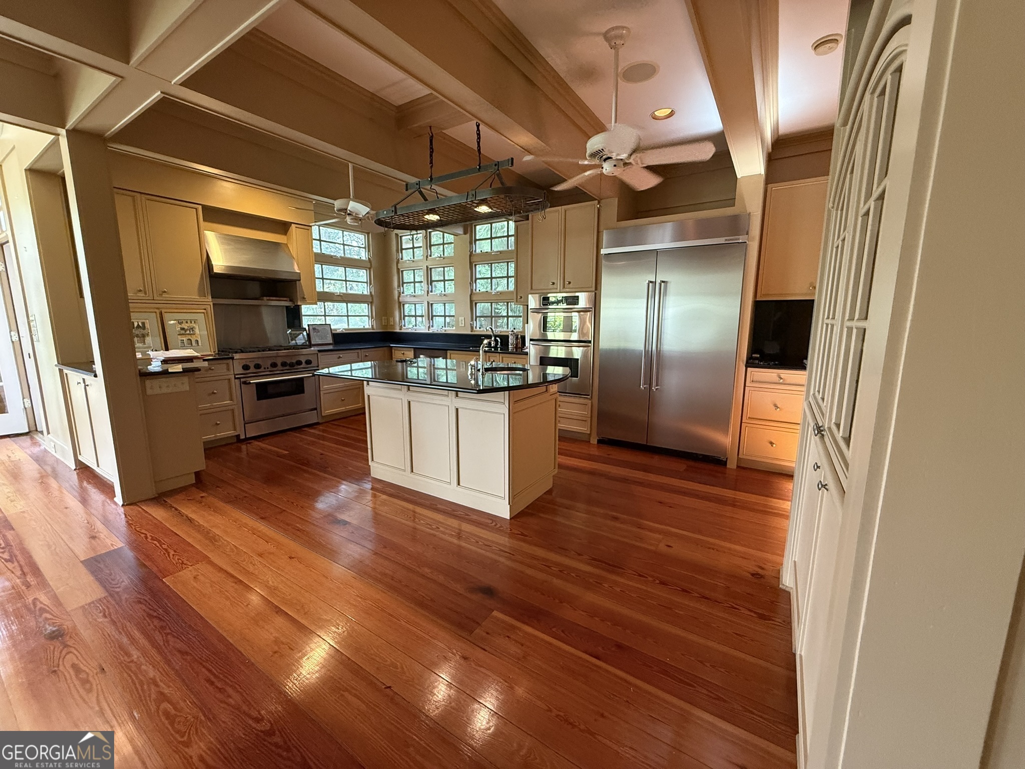 651 Brook Circle Property Photo 14