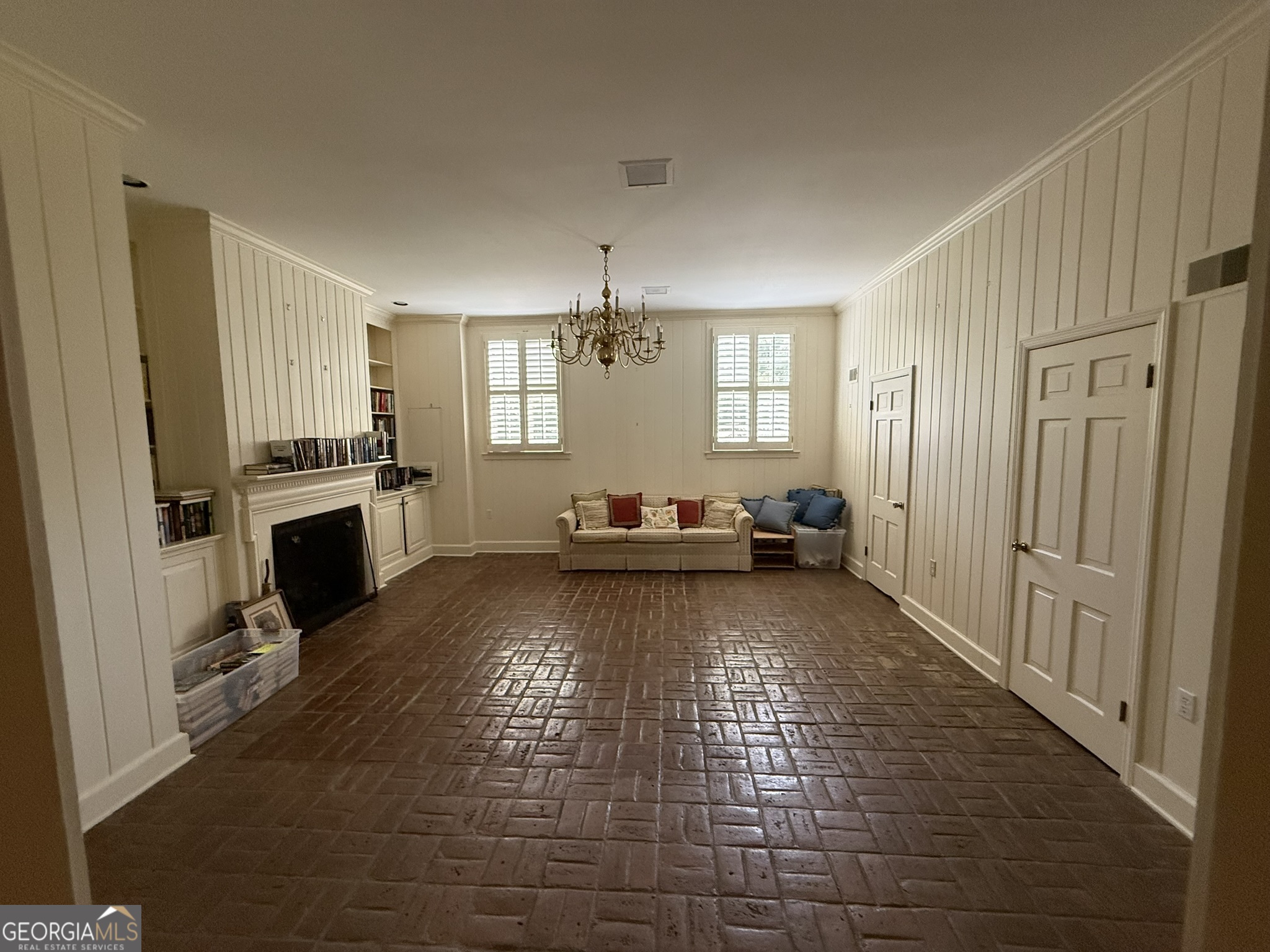 651 Brook Circle Property Photo 16