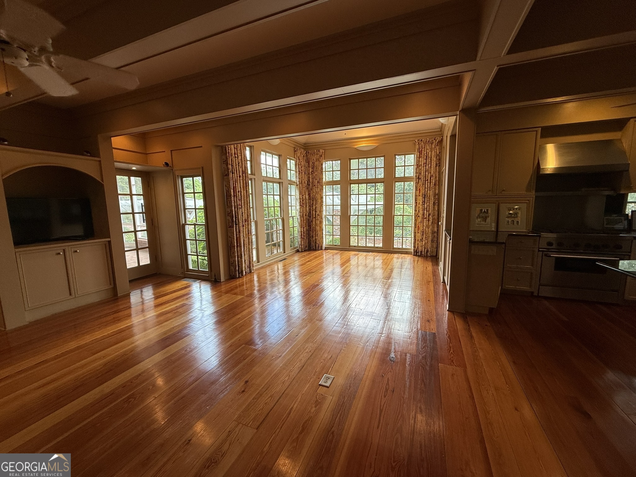 651 Brook Circle Property Photo 26