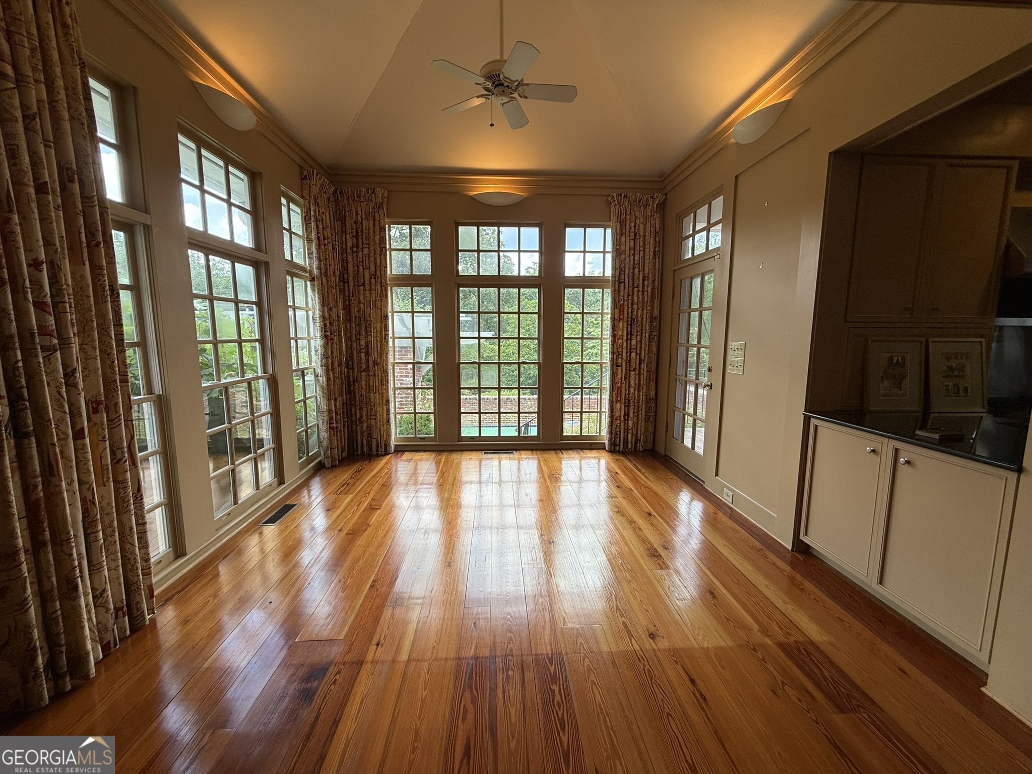 651 Brook Circle Property Photo 37