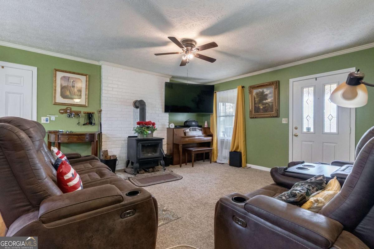 361 Meyer Farm Road Property Photo 4