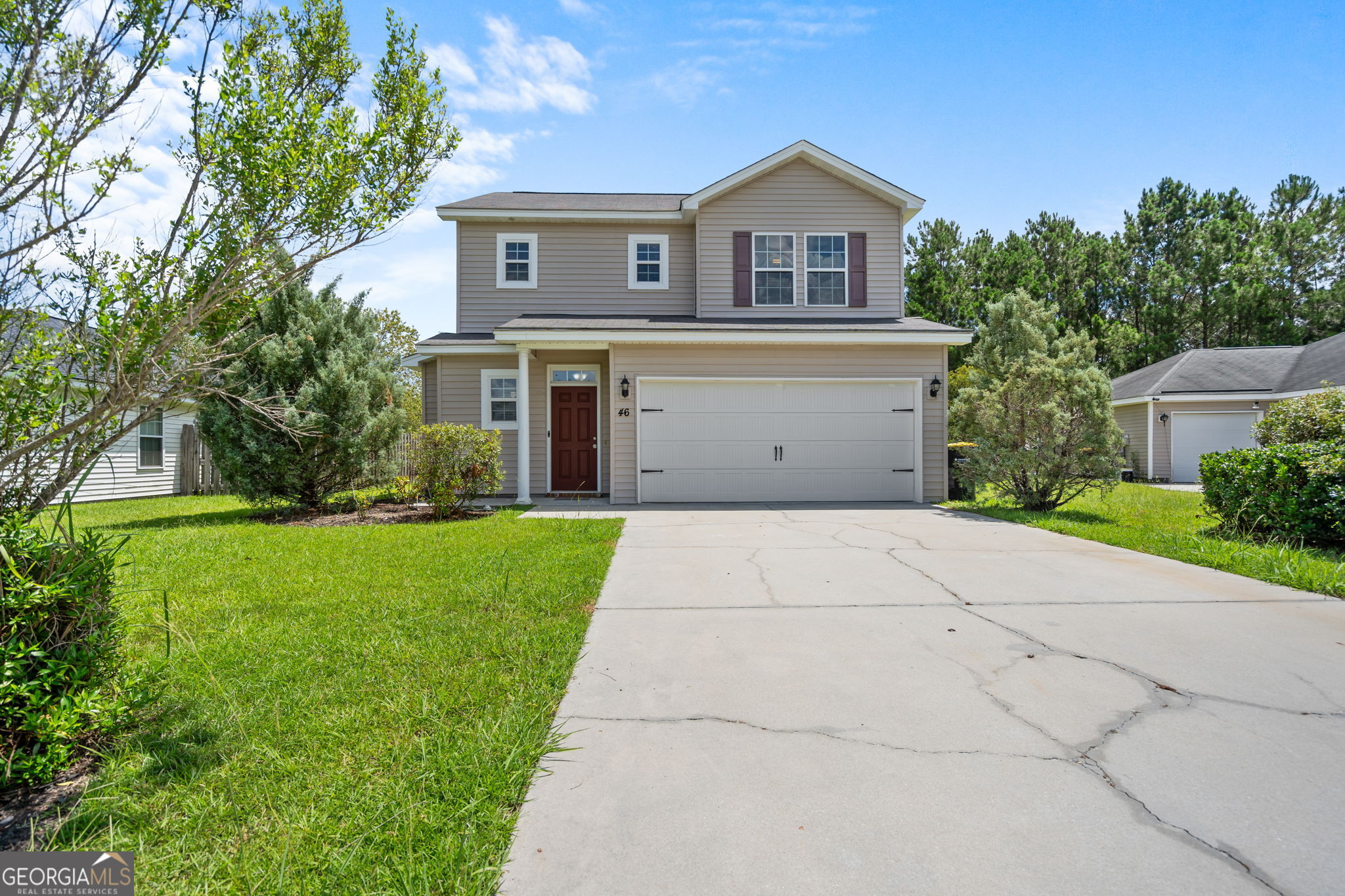 46 Twin Oaks Place Property Photo 2