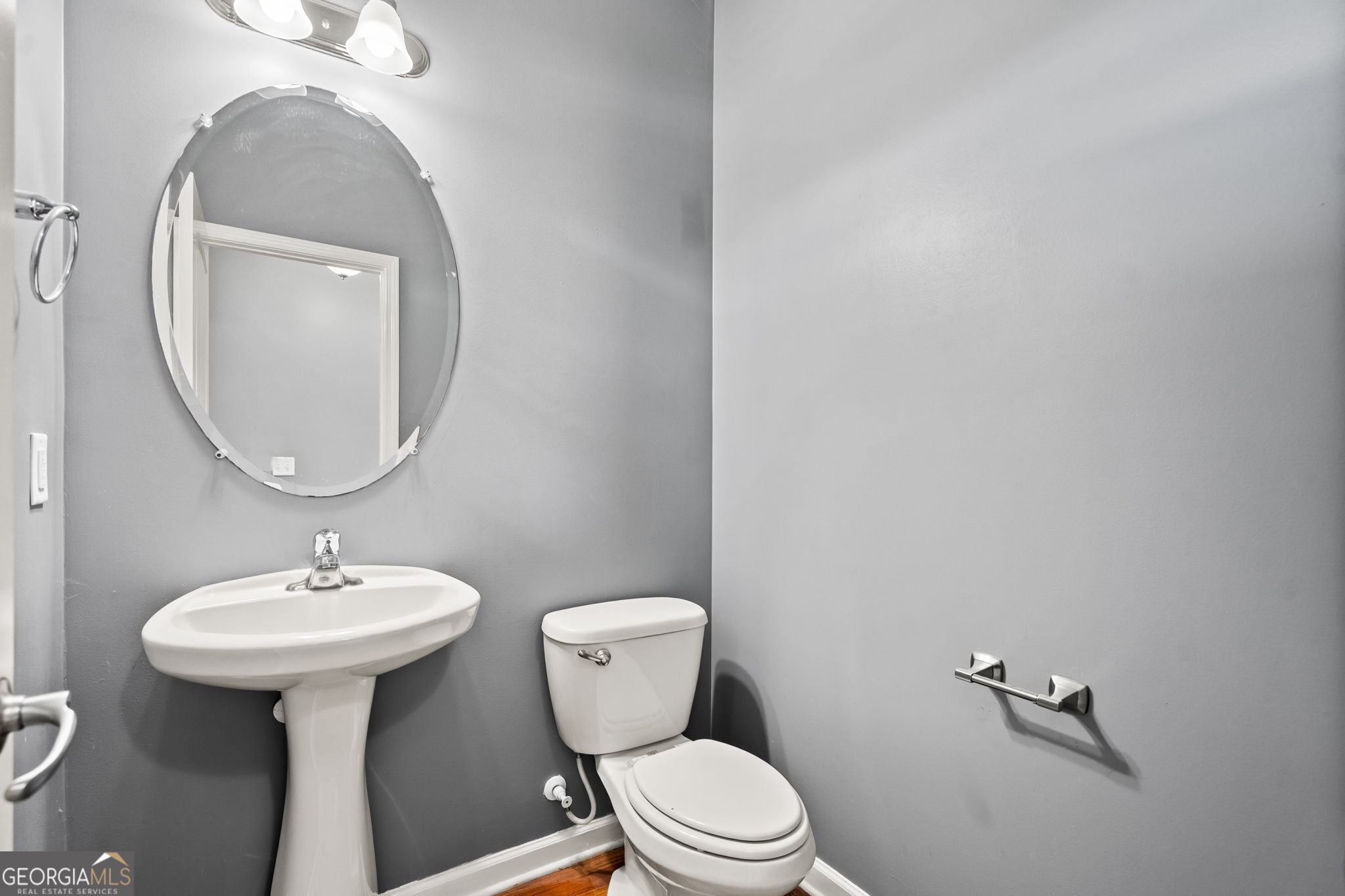 46 Twin Oaks Place Property Photo 7