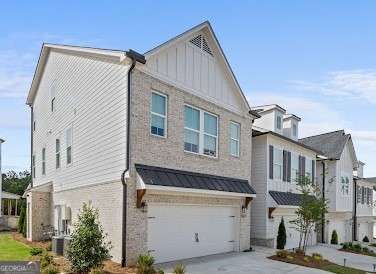 1237 Willowcrest Way Property Photo 2