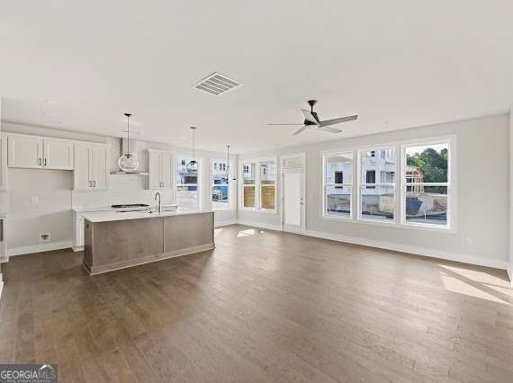 1237 Willowcrest Way Property Photo 6