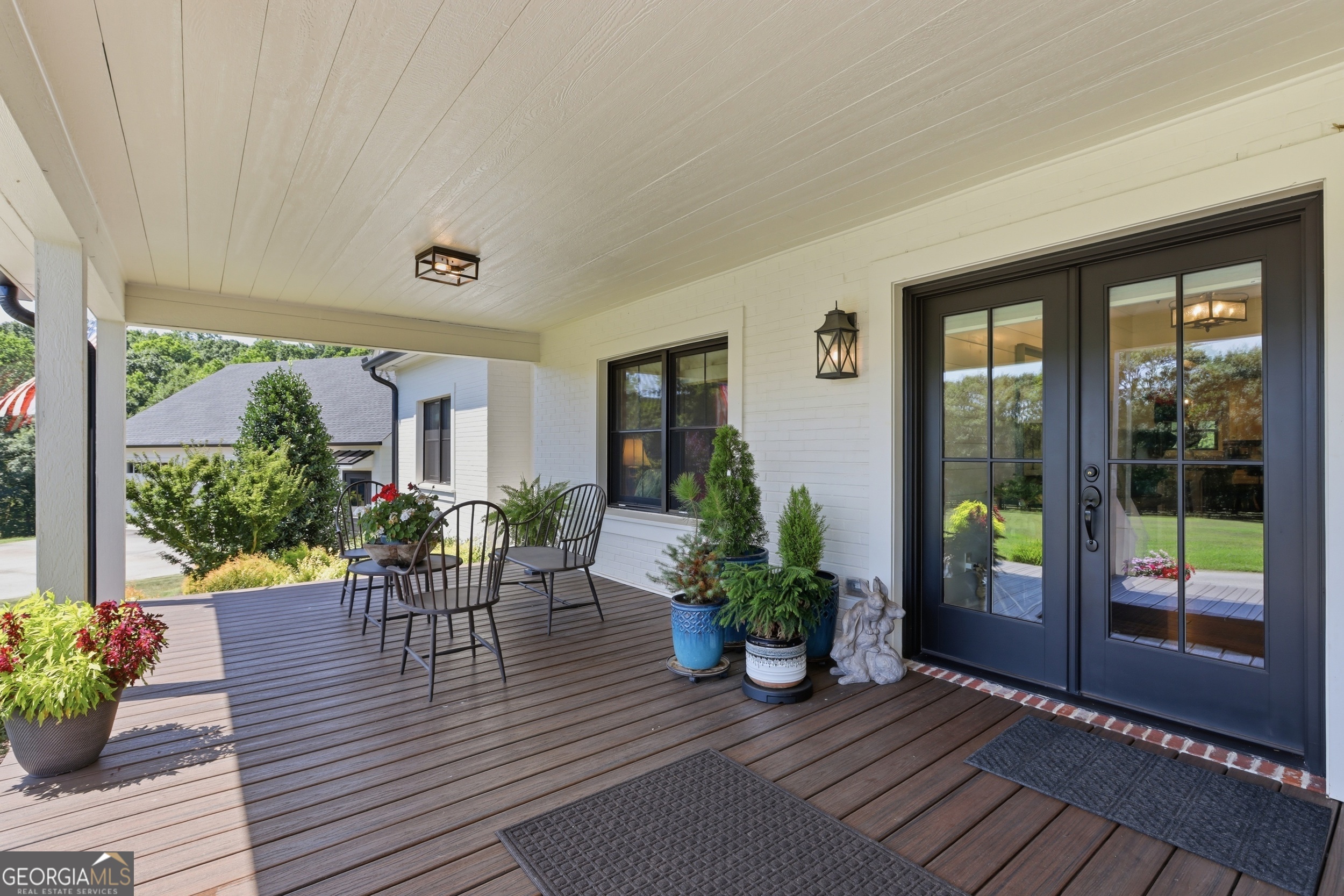 1603 Highway 63 Property Photo 2